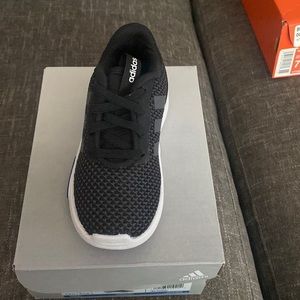 BRand New Adidas sneakers size 7
